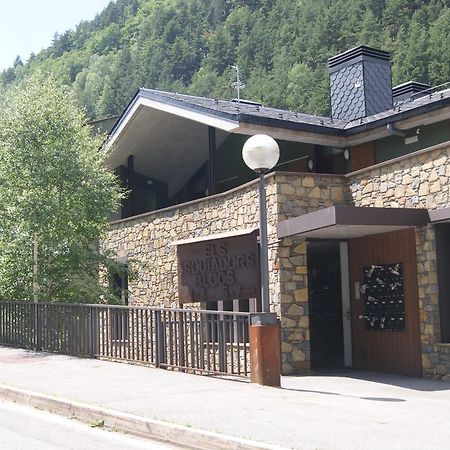 Apartaments Els Esquiadors Llorts Exteriör bild
