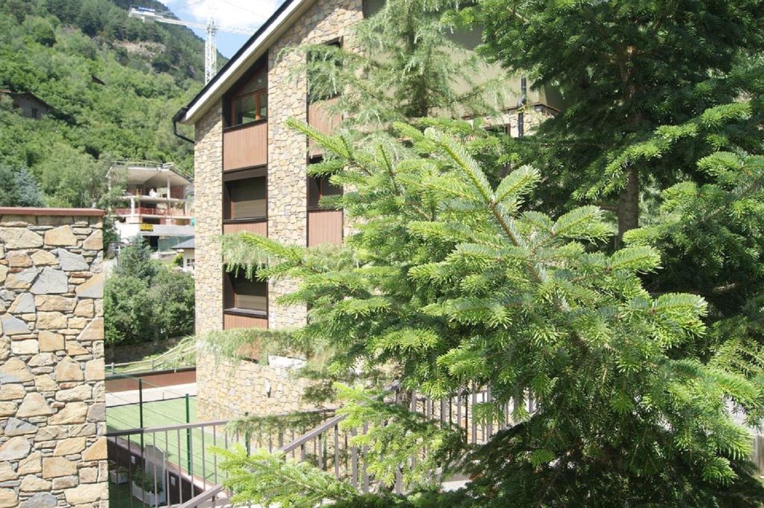 Apartaments Els Esquiadors Llorts Exteriör bild