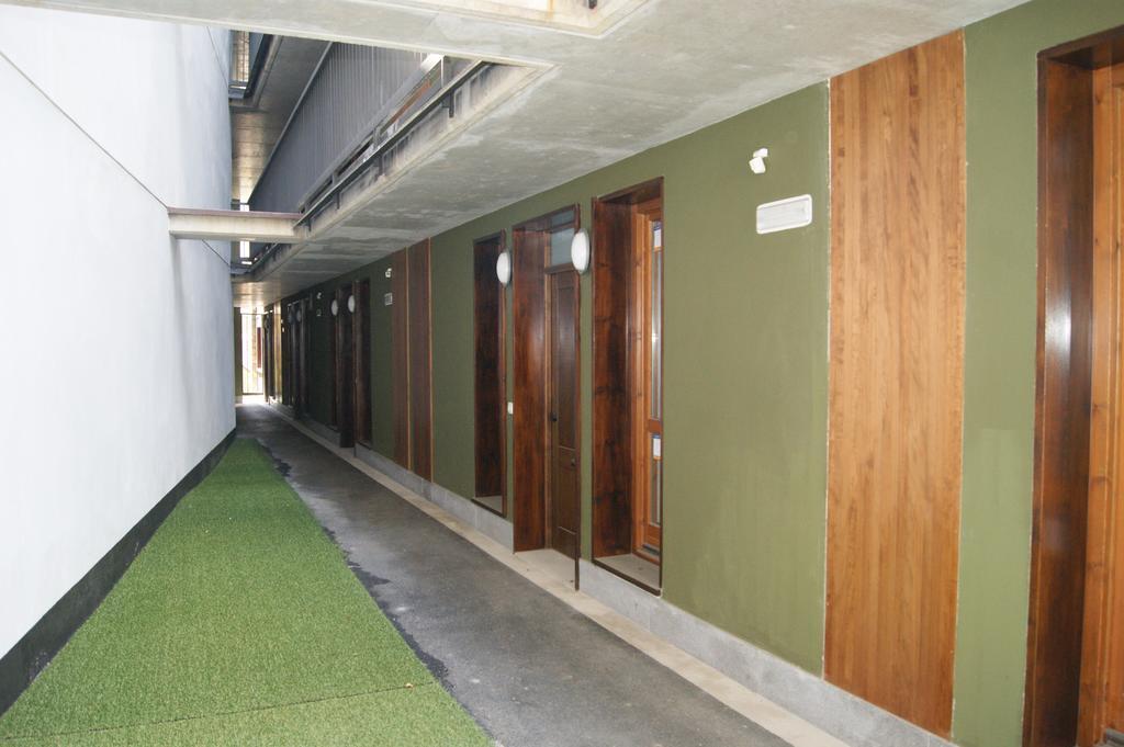 Apartaments Els Esquiadors Llorts Exteriör bild