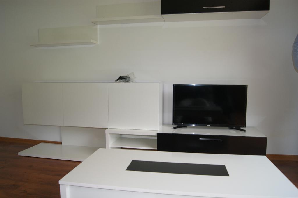 Apartaments Els Esquiadors Llorts Exteriör bild